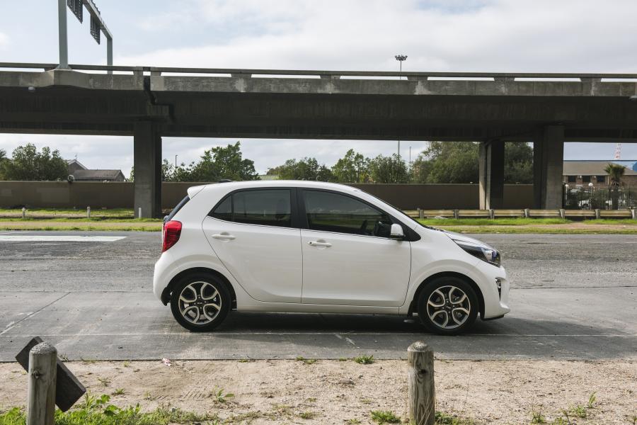  Kia Picanto 2017 года  (ZA) (фото 12 из 40)